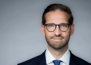 Regierungsamtlich "attribuiert" heißt: Vertrau mir, Bruder!