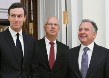 Russische Experten erklären, warum Kushner und Witkoff nach Moskau kamen