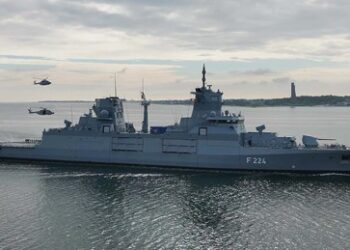"Marinegeschichte" – Fregatte Sachsen zündete im Nordatlantik israelisches Raketenmodell