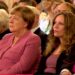 "Rotz in einem Nasenloch" – Bosetti-Laudatio für Caritas-prämierte Angela Merkel
