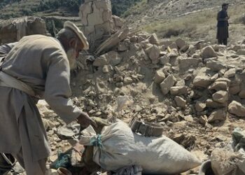 Pakistan fliegt tödliche Angriffe auf Afghanistan