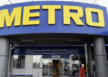 "Volksfront. Alles für den Sieg!" – Handelskette Metro spendet elf Millionen Euro an russischen Fond